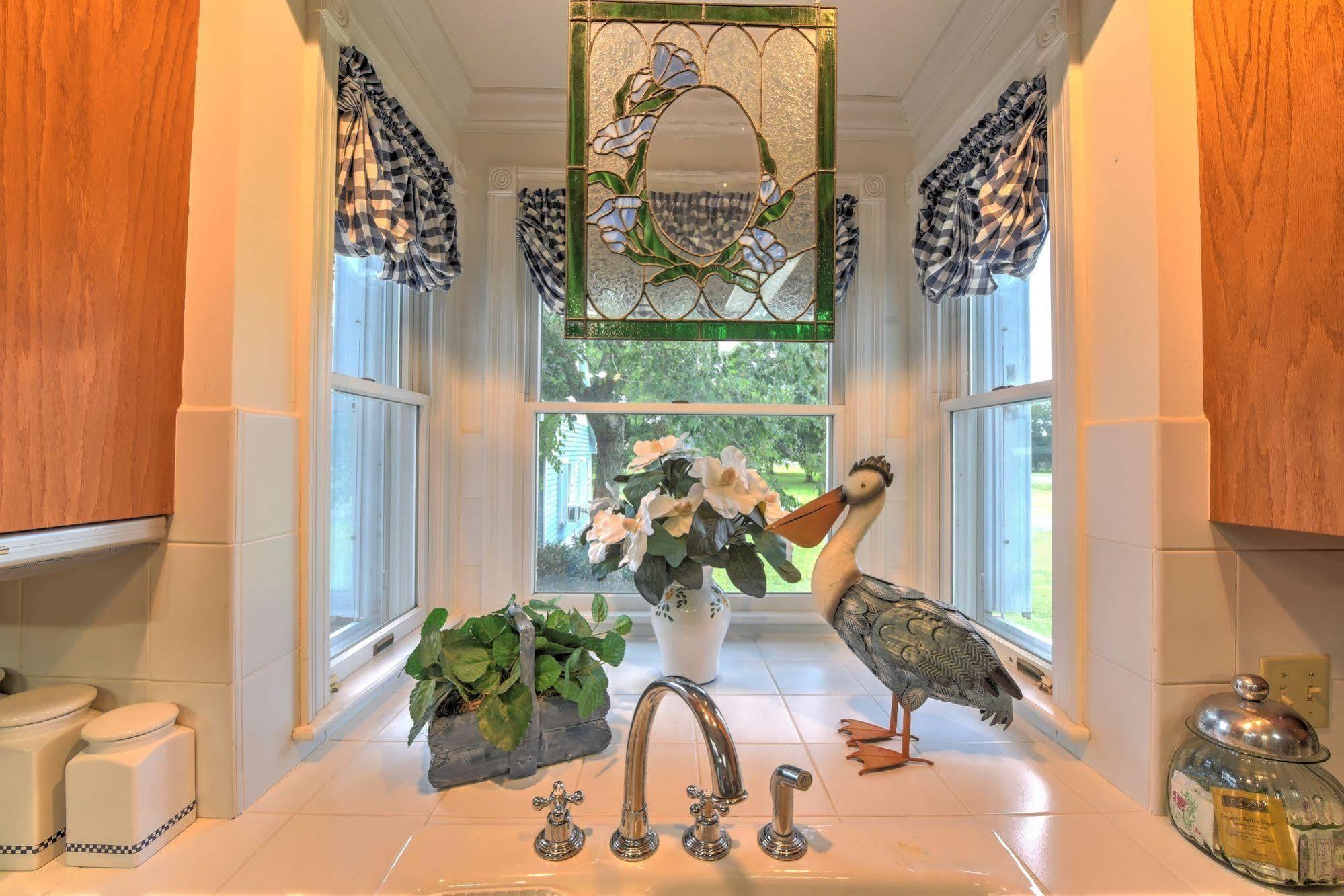 A Chateau On The Bayou Bed & Breakfast Raceland Exterior photo